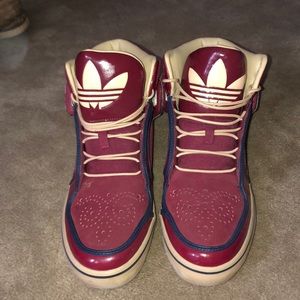 Adidas Lifestyle Shoes